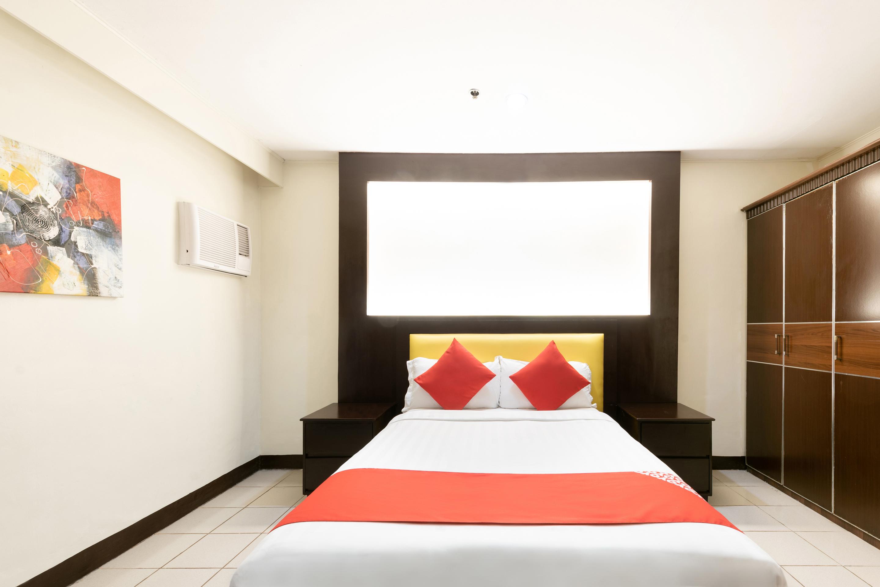 Oyo 115 Northridge Mansions Hotel Quezon City Bagian luar foto