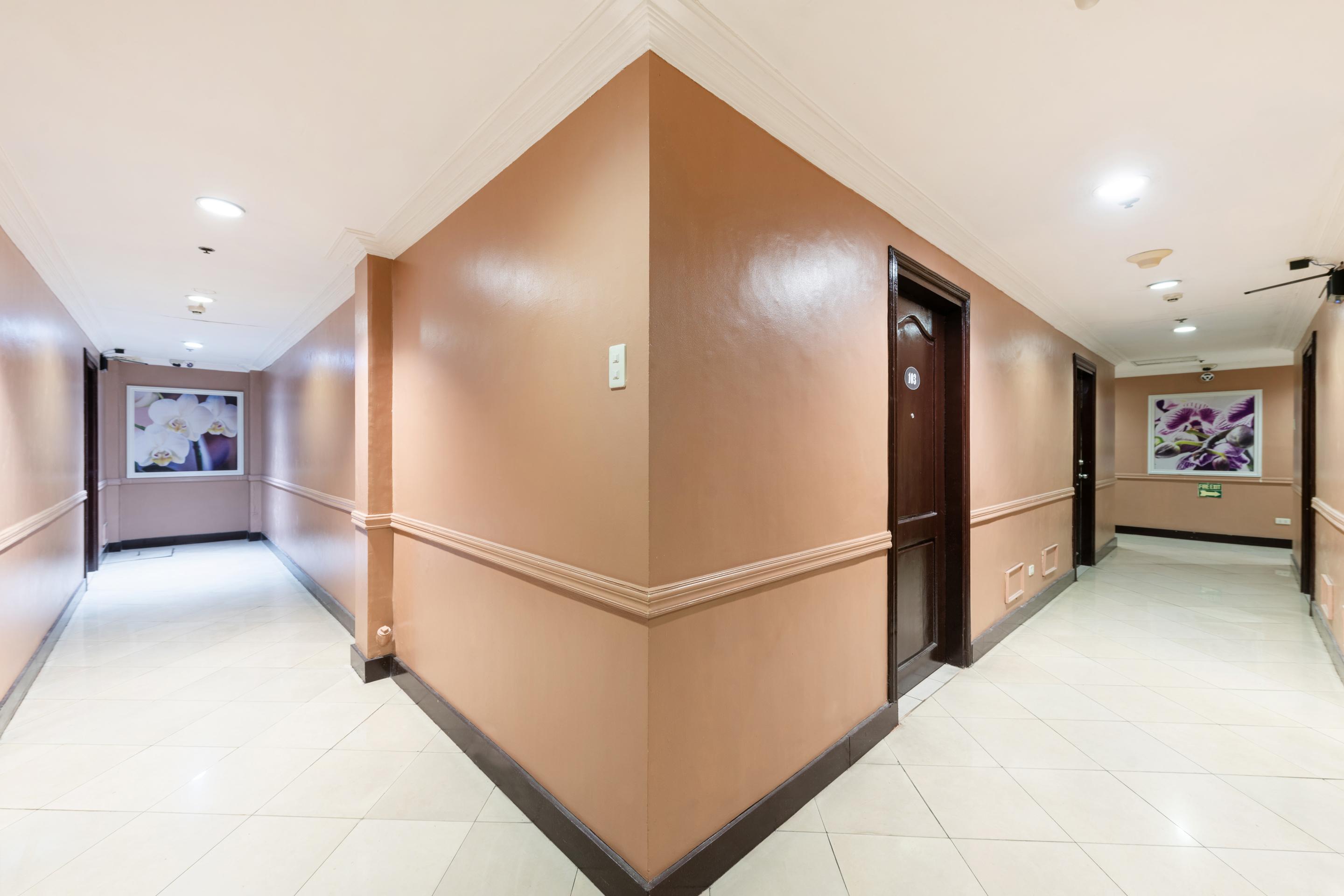 Oyo 115 Northridge Mansions Hotel Quezon City Bagian luar foto