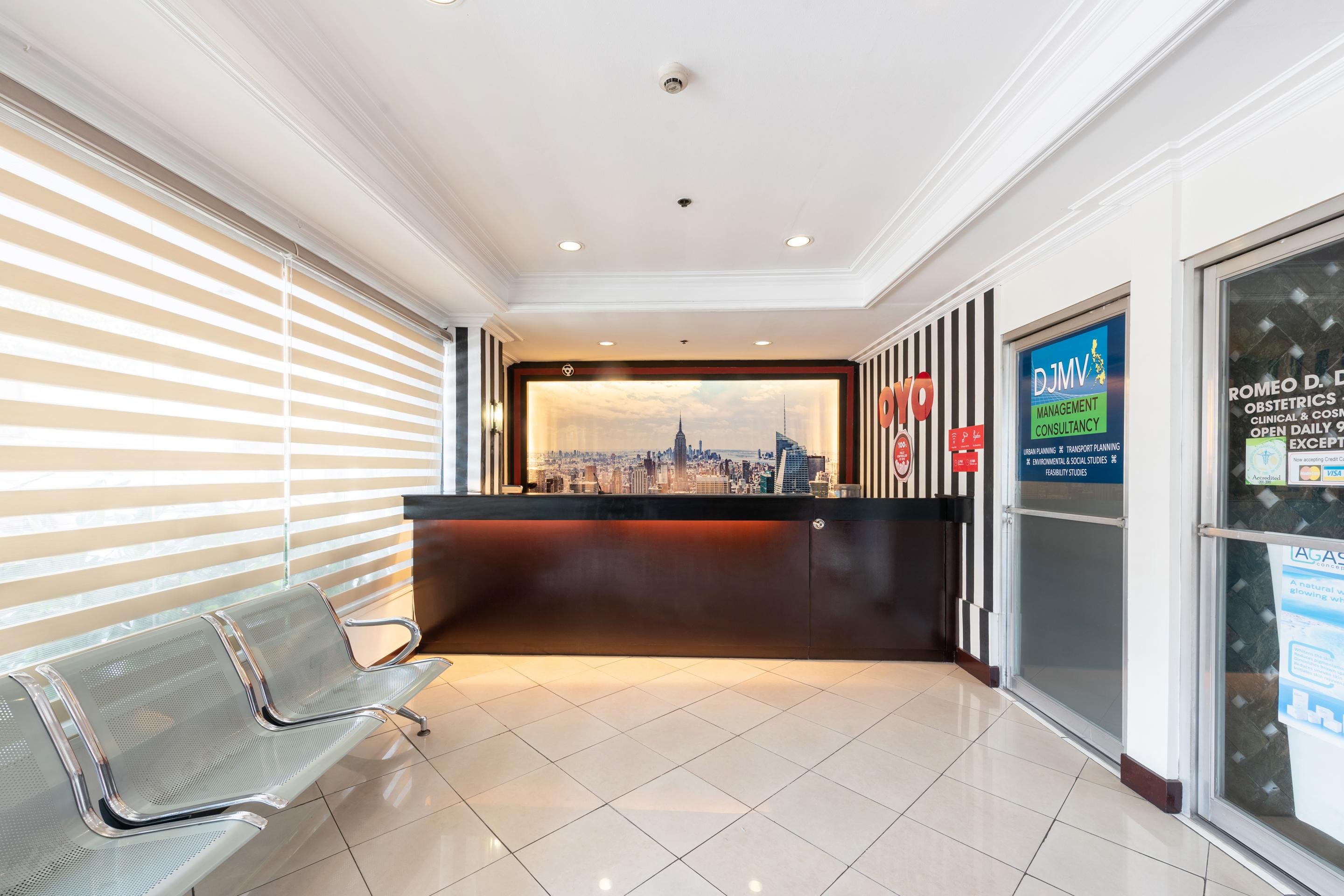 Oyo 115 Northridge Mansions Hotel Quezon City Bagian luar foto