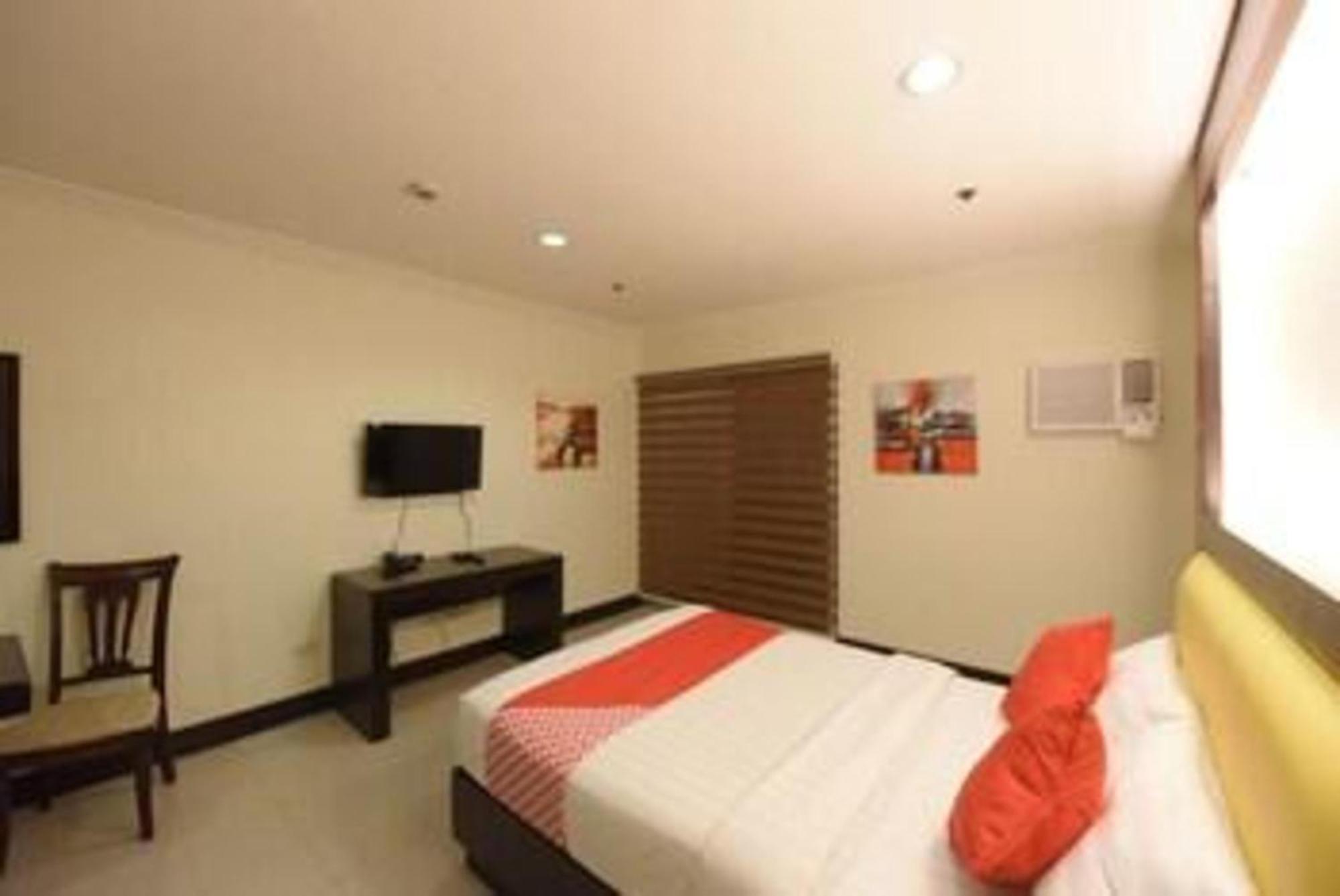 Oyo 115 Northridge Mansions Hotel Quezon City Bagian luar foto