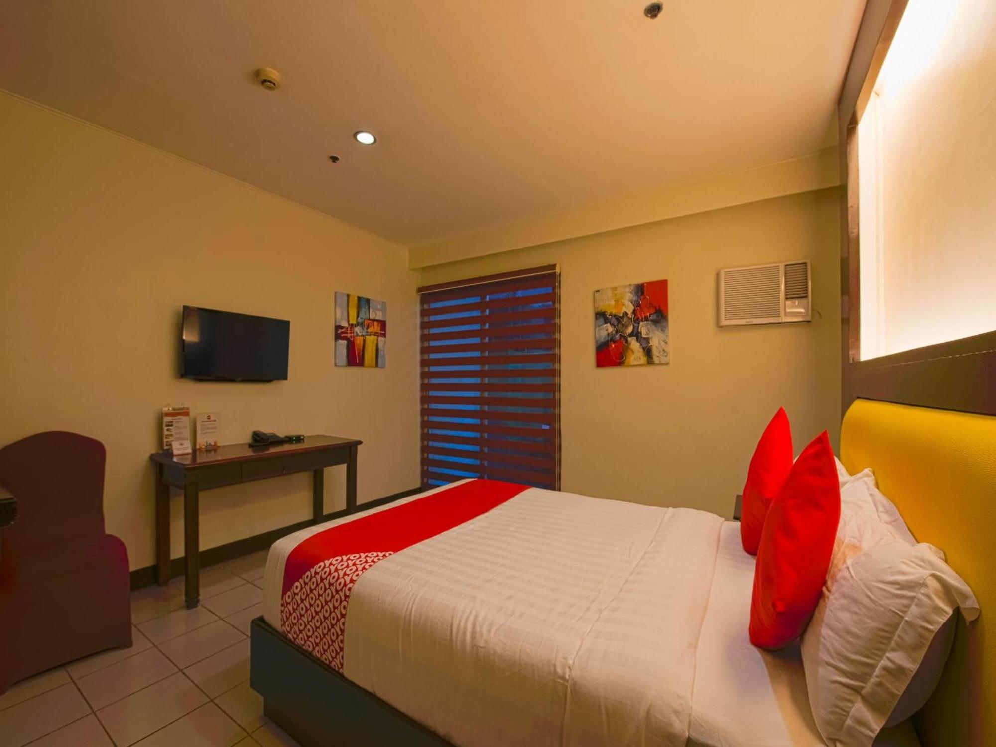 Oyo 115 Northridge Mansions Hotel Quezon City Bagian luar foto