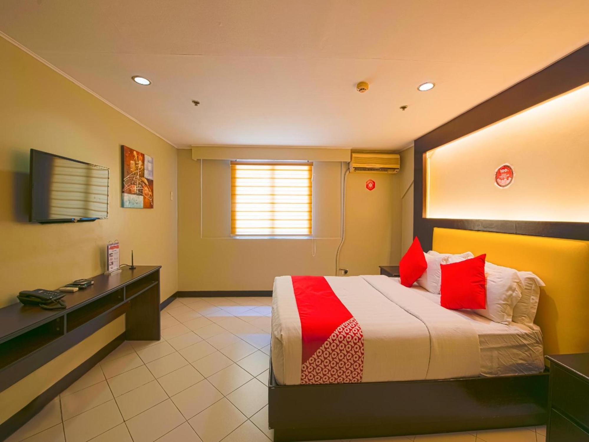 Oyo 115 Northridge Mansions Hotel Quezon City Bagian luar foto